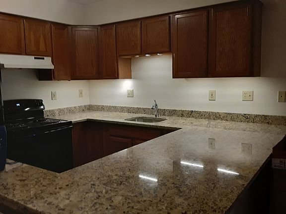 2nd image of 3377 N Oakland Ave
