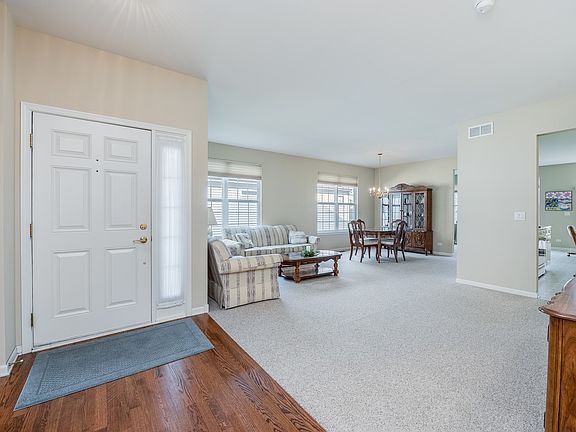 5th image of 2138 Highbury Ln