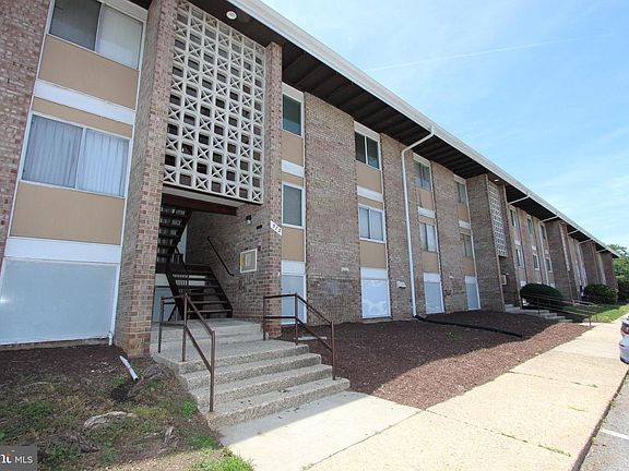 2nd image of 573 Wilson Bridge Dr APT C2