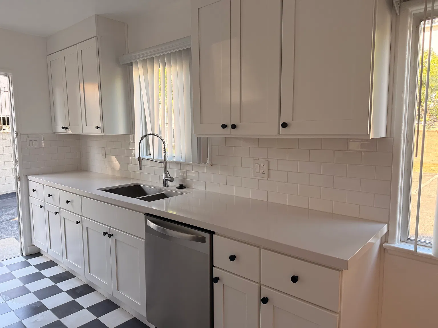 1 bed, 600 sqft, $2,195 — Photo 2