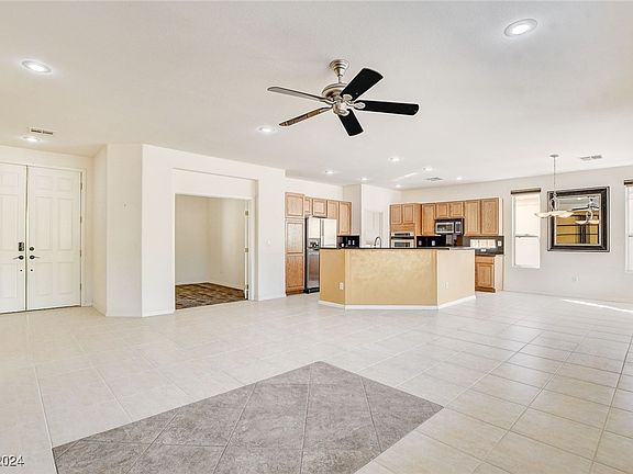 3rd image of 4227 Bella Cascada St
