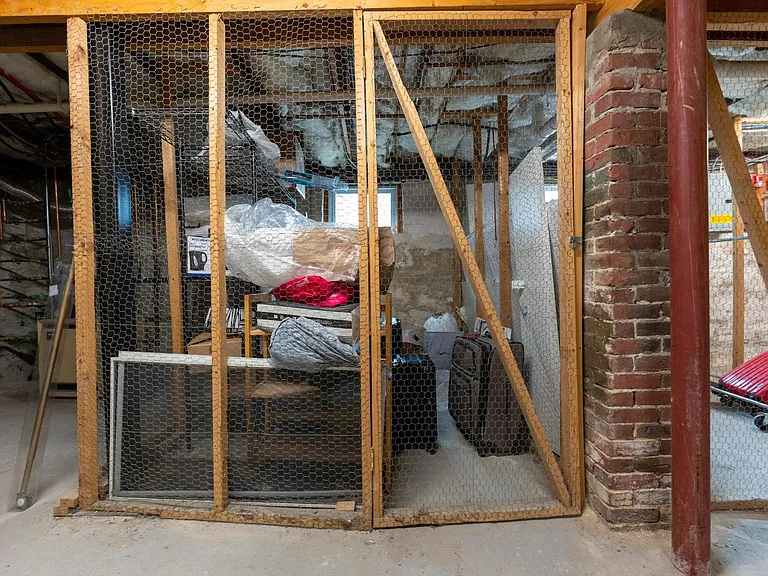 95 2nd St #6 — Photo 17