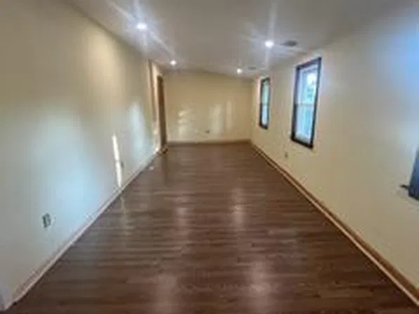 5116 Iroquois St, College Park, MD 20740