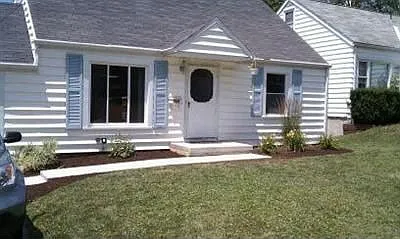 826 Milburn Rd NE photo 1