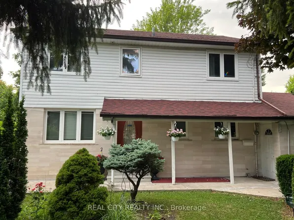 2451 Loanne Dr, Mississauga, ON L5K 1P1