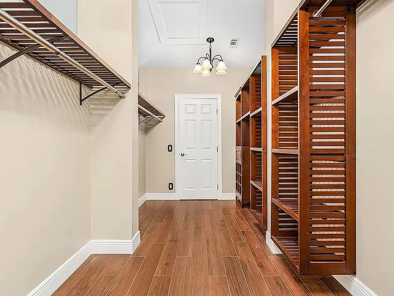 5401 Gamebird Ln — Photo 9