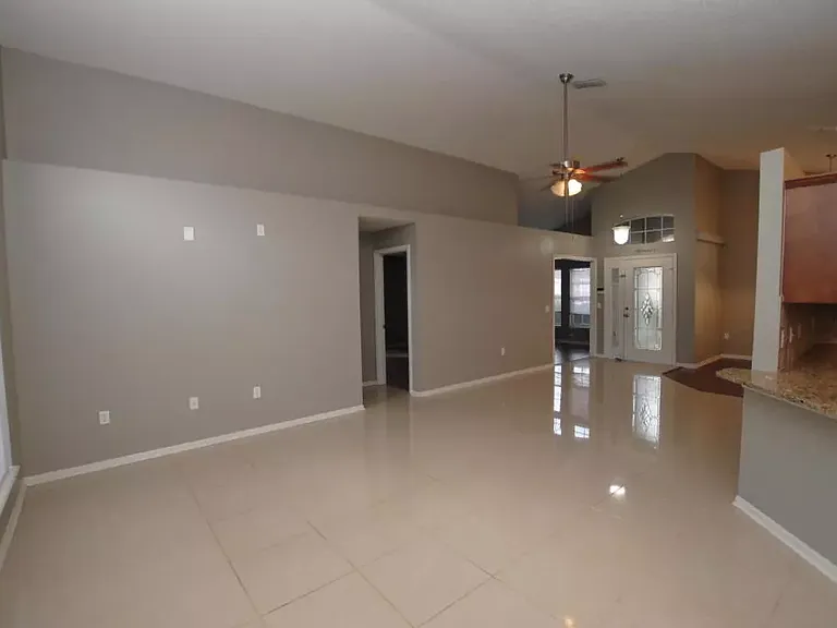 11382 Aston Hall Dr S — Photo 8