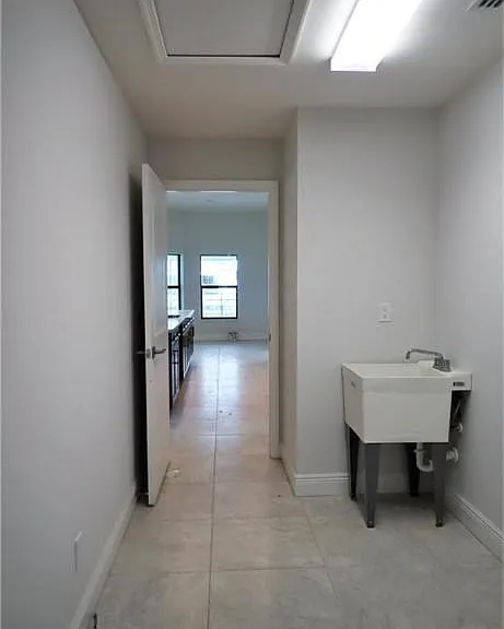 815 SW 11th Ct — Photo 7