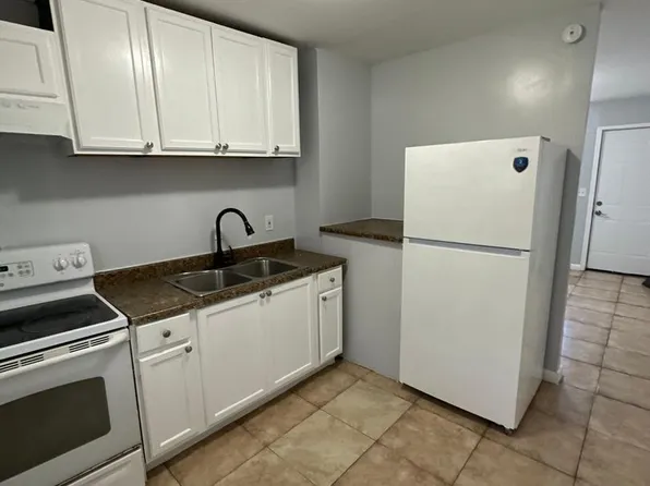 1430 Golfair Blvd., 1430 Golfair Blvd Unit 4, Jacksonville, FL 32209