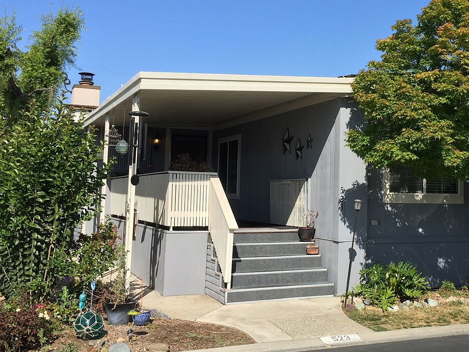 1st image of 523 Chateau La Salle Dr
