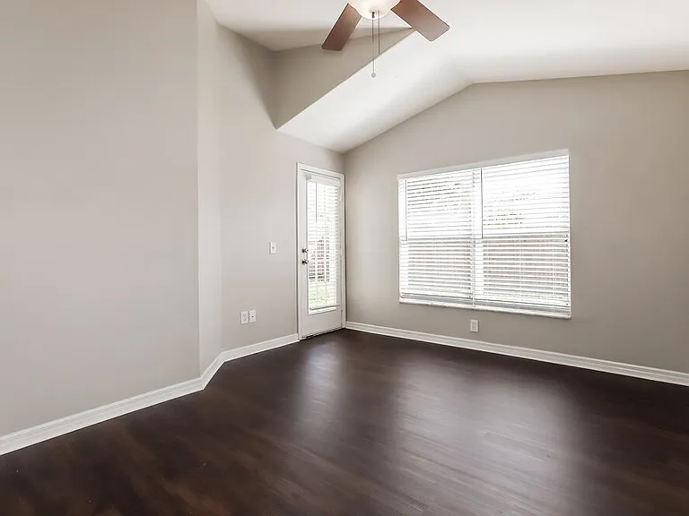 7858 Bristol Park Dr — Photo 10