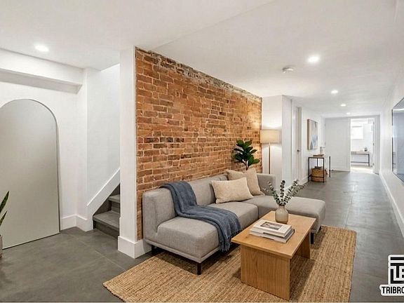 3rd image of 713 Macdonough St #1L