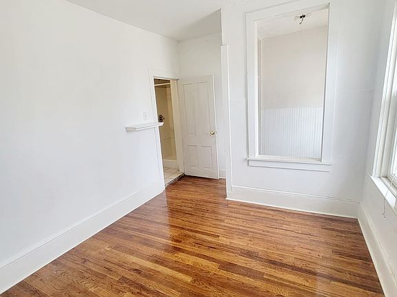 4th image of 327-329 3rd Ave #55