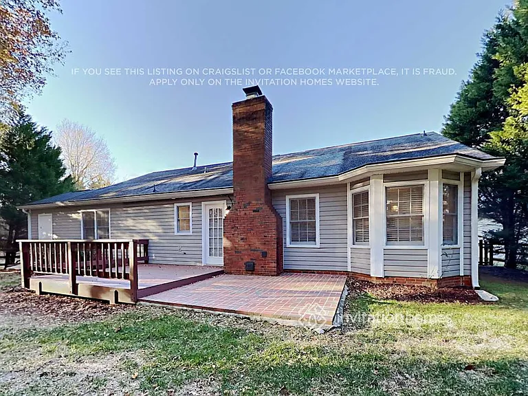 4091 Woodbury Ter NW — Photo 12