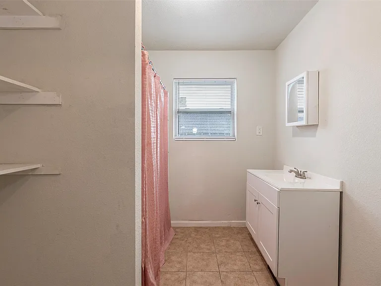 2801 Virginia St #A — Photo 13