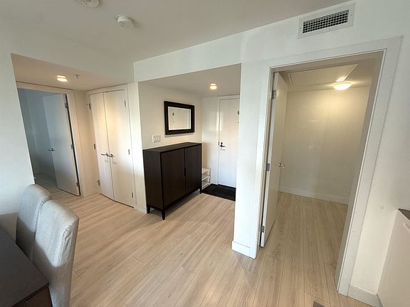 2nd image of 1133 Hornby St #1608