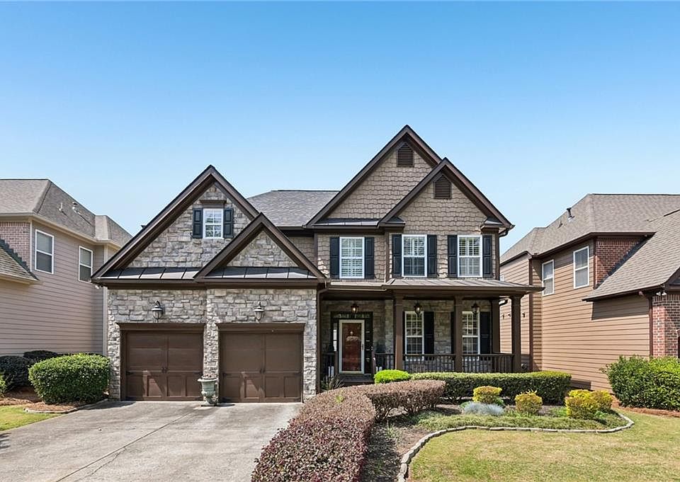 1st image of 3180 The Commons Dr