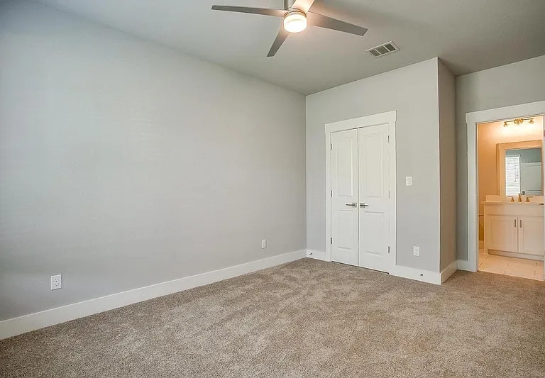2612 Forest Park Blvd — Photo 7