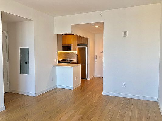4th image of 42-20 24th St #19B