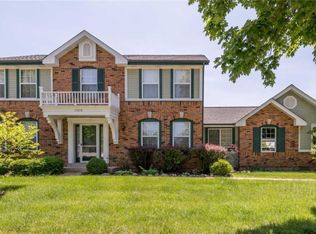 14878 Grantley Dr, Chesterfield, MO 63017