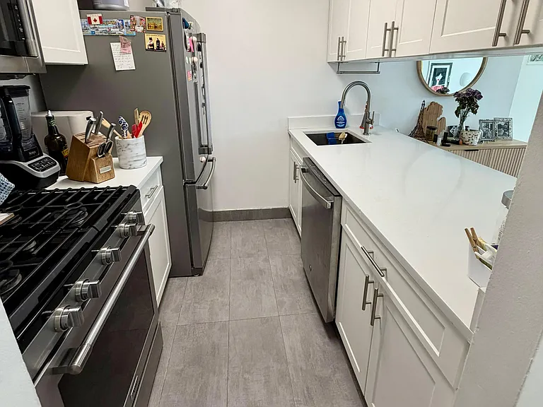20 River Rd #10H — Photo 10