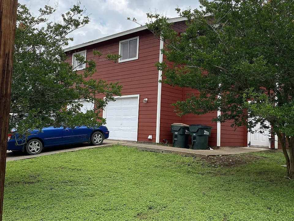 232 Craddock Ave