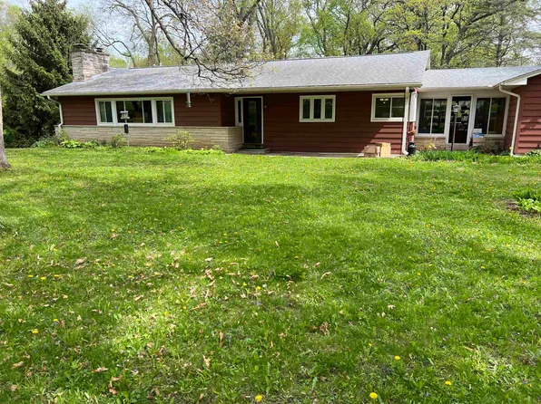 3760 W U S Business #20, Freeport, IL 61032