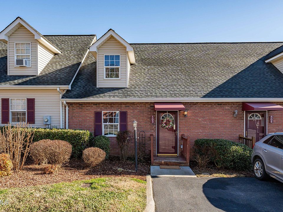 1st image of 503 Hallbrook Dr #26