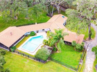 28001 Villa Rd, Dade City, FL 33525