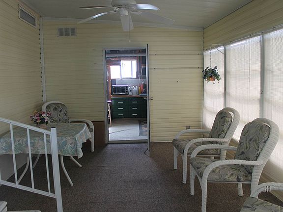 Ruths house 003