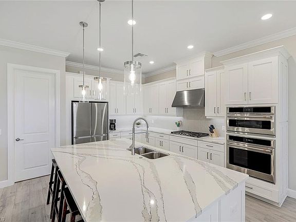 4th image of 11919 Noveli Ct