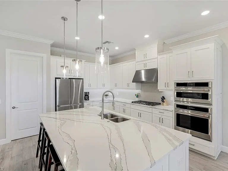 11919 Noveli Ct — Photo 4