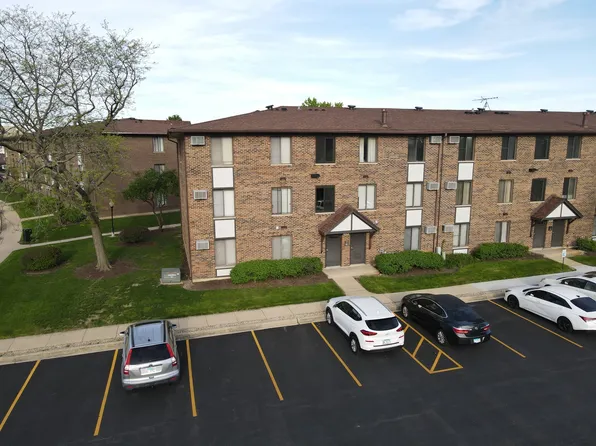 129 Gregory St APT 5, Aurora, IL 60504