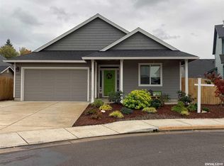 1046 Robbins Ct, Lebanon, OR 97355