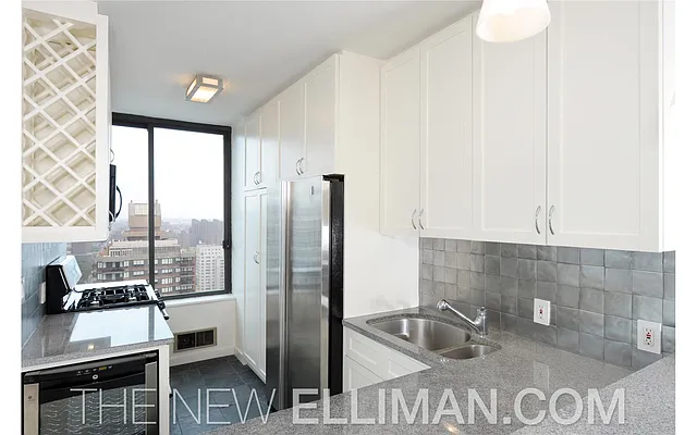 Sold by Douglas Elliman | media 28