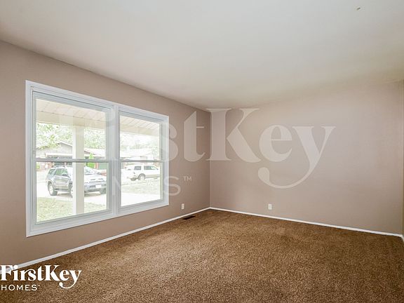 2nd image of 2848 Westminster Dr