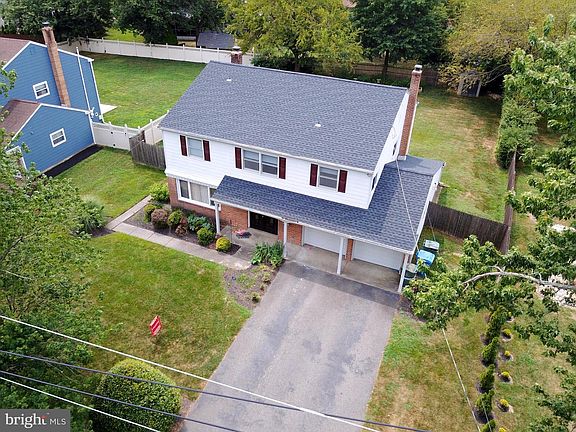 2nd image of 1140 Heartwood Dr