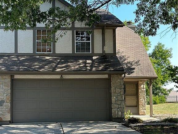 2nd image of 1007 NW Porter Ct