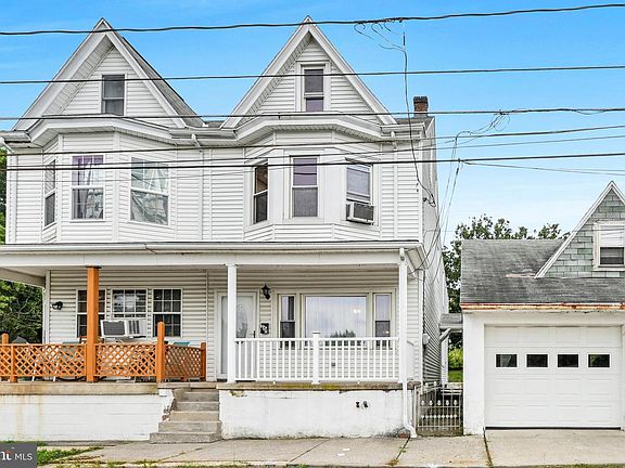 5th image of 550 3rd St