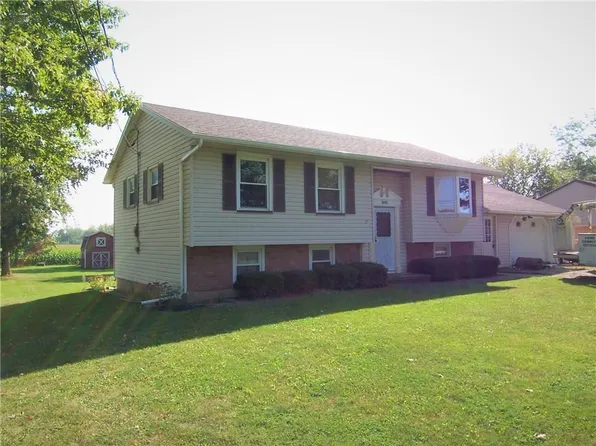 8935 Clipnock Rd, Stafford, NY 14143