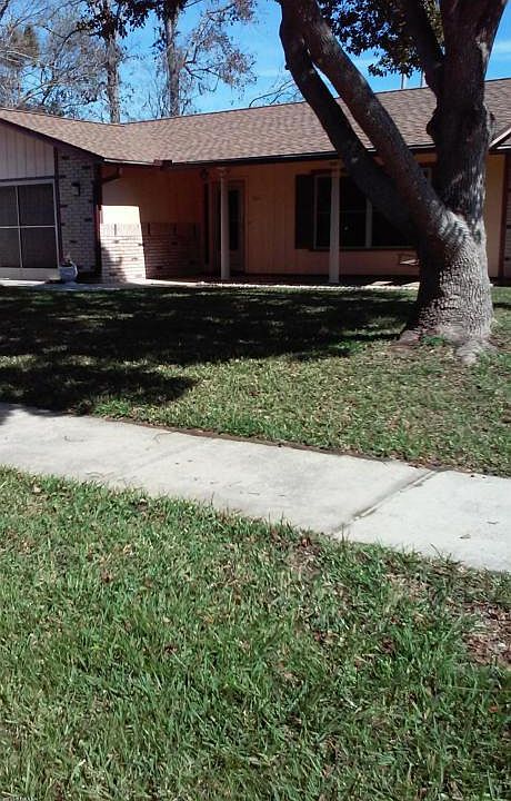 1st image of 941 Tall Pine Dr