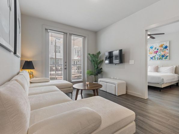 5820 1/2 Cameron Rd FLOOR 1-ID1364166P