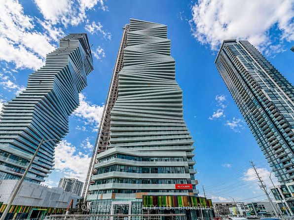 3900 Confederation Pkwy #204, Mississauga, ON L5B 0K7