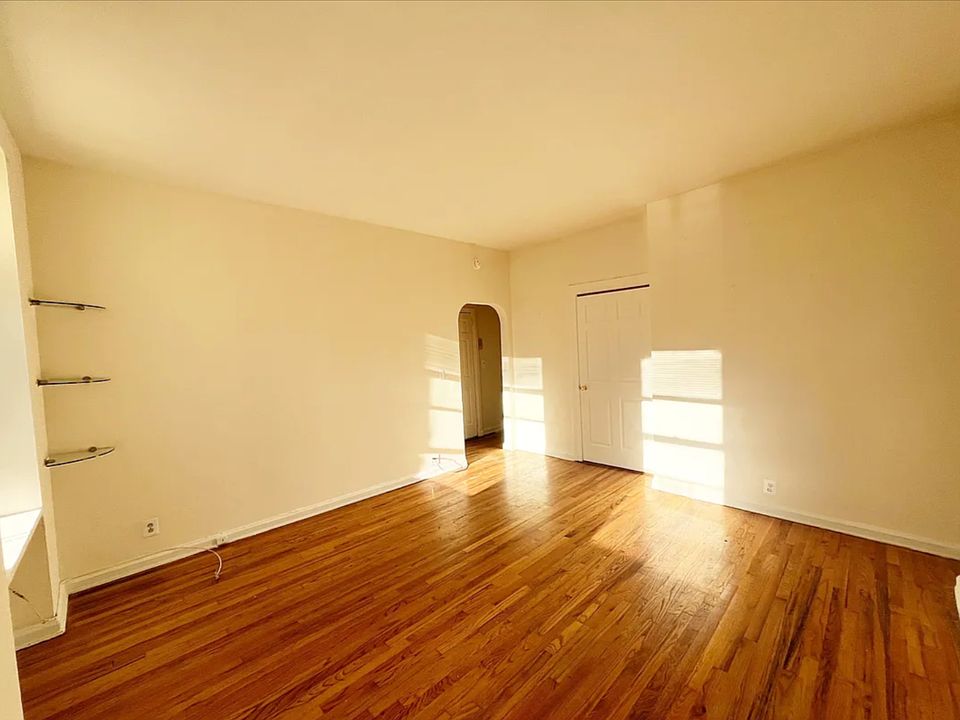 2nd image of 1462 1st Ave APT 4W