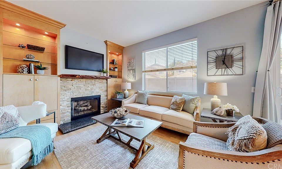1st image of 9 Amador Way