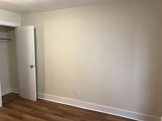 Rented by Karten Real Estate Services LLC | media 3