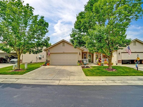 3rd image of 916 Nelson Ln #A