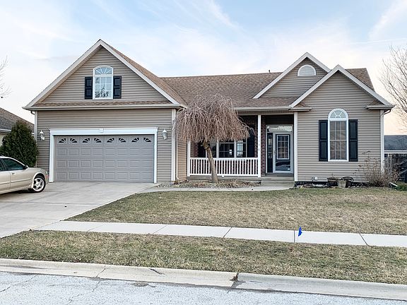 2nd image of 318 Highpoint Cir N