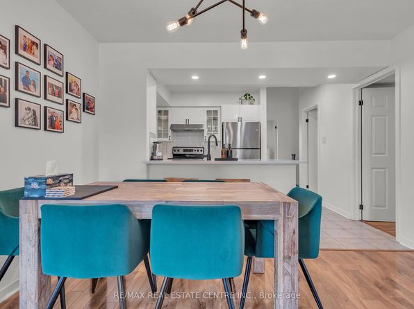 51 Petra Way #3, Whitby, ON L1R 0A8