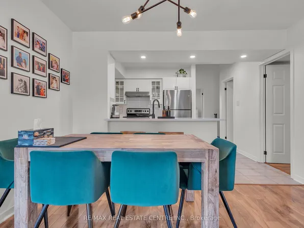 51 Petra Way #3, Whitby, ON L1R 0A8
